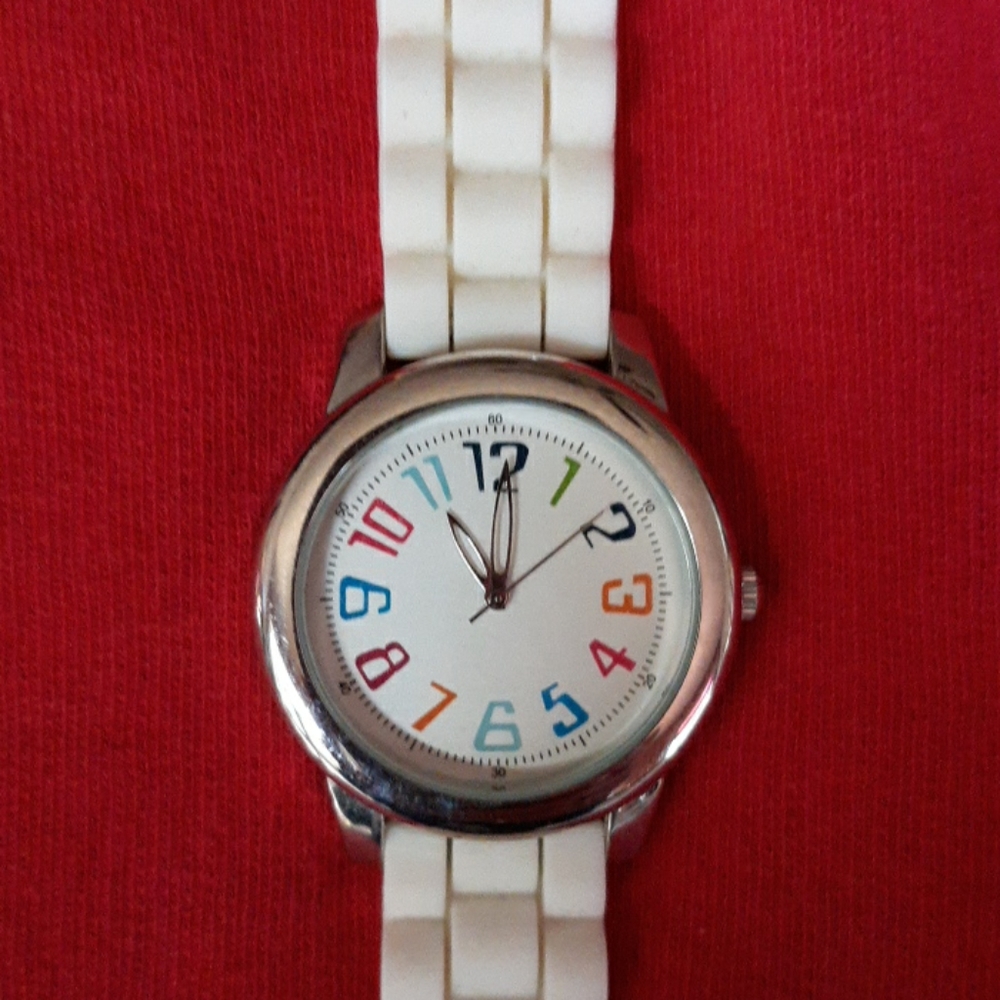 Watch - Picture 2 of 2